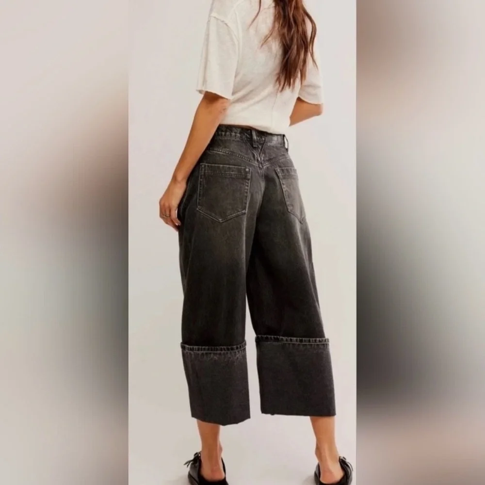 Free People Olsen Black Cuffed Barrel Jeans Sizes NWT SIZE 27 - Picture 4 of 8
